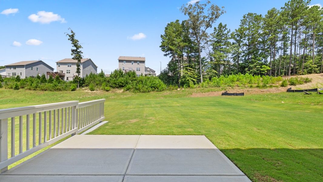 Representative exterior details of a home built from the HAYDEN by D.R. Horton in Lost Creek, Dallas (Image 4).