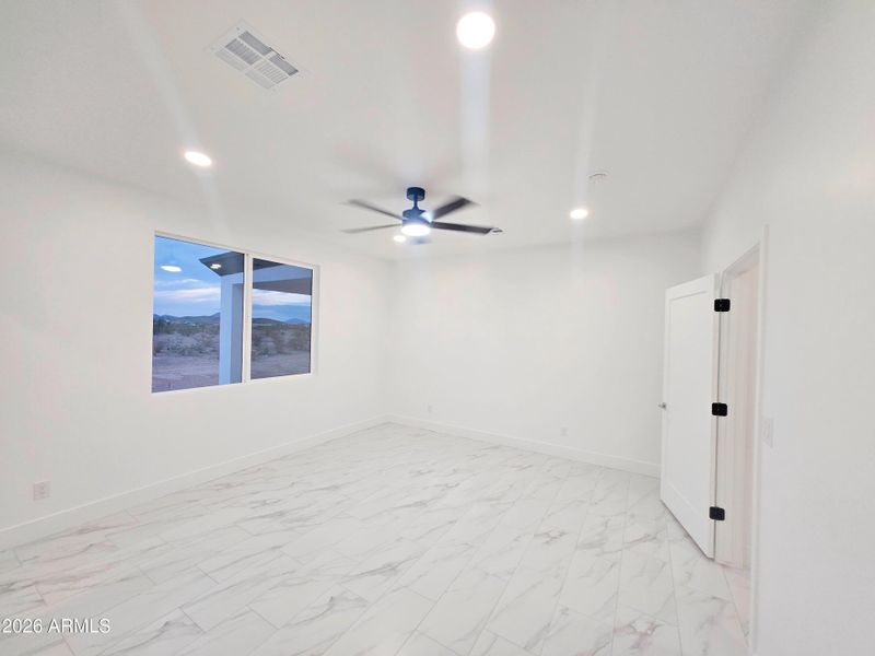 20260106_173827-VSCO