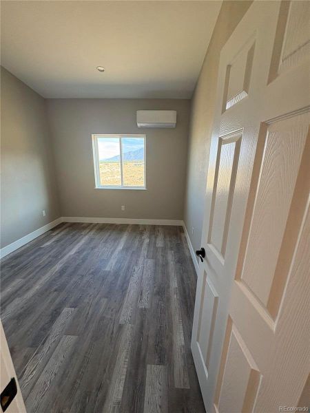 Spacious, unfurnished interior of a new home in , Crestone (Image 15).
