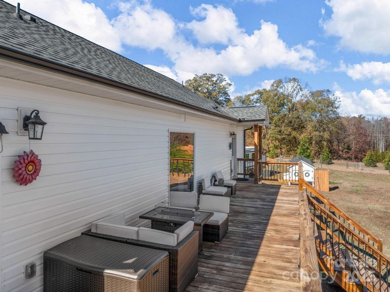 Exterior details and patio area of a home in , Chesnee (Image 19).