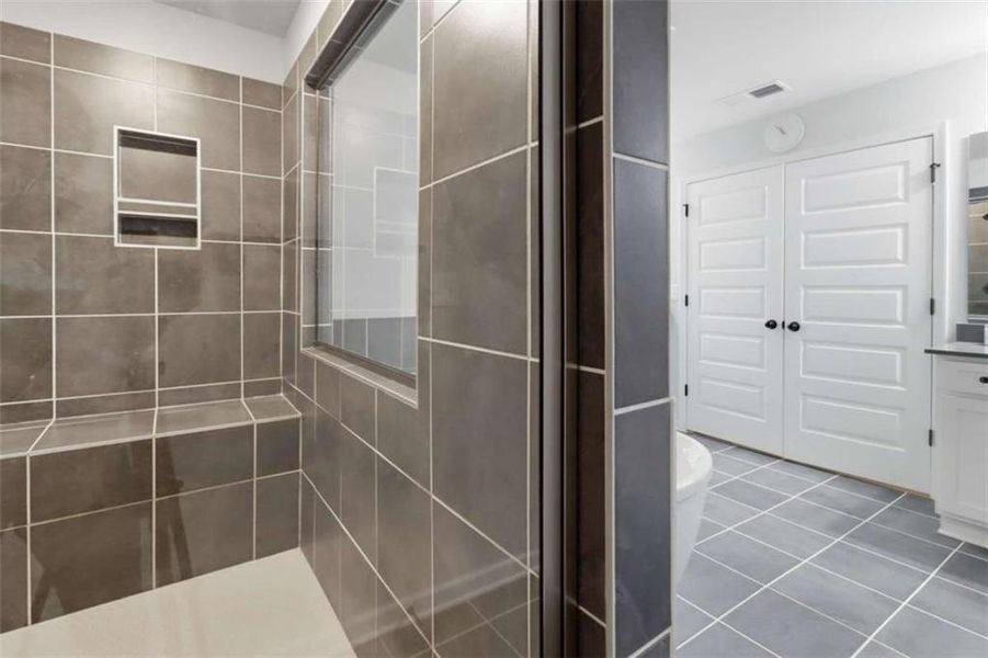 Close-up of interior finishes inside a home in Trinity Park, McDonough (Image 63).