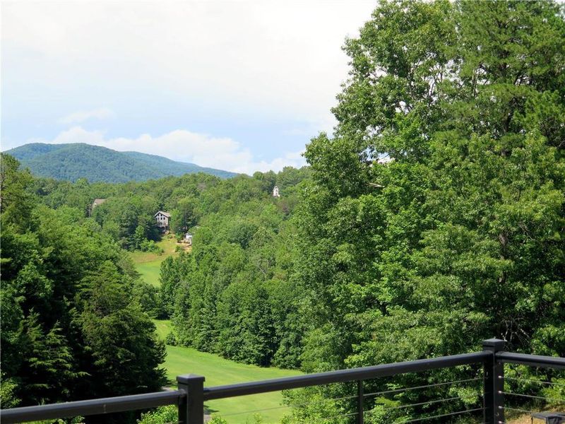 Natural landscape and outdoor views near in Helen (Image 17). Natural landscape and outdoor views near in Helen (Image 17).