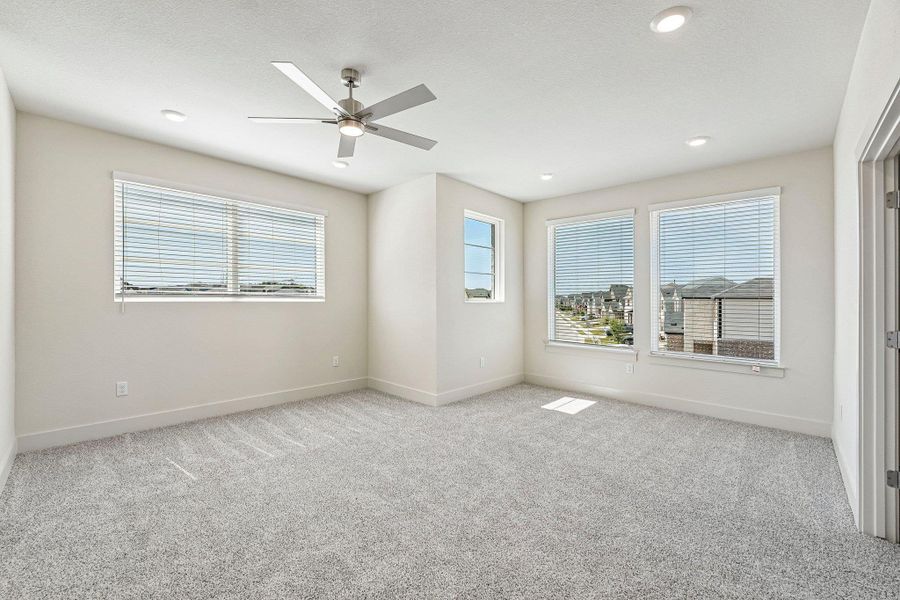 MOVE IN READY