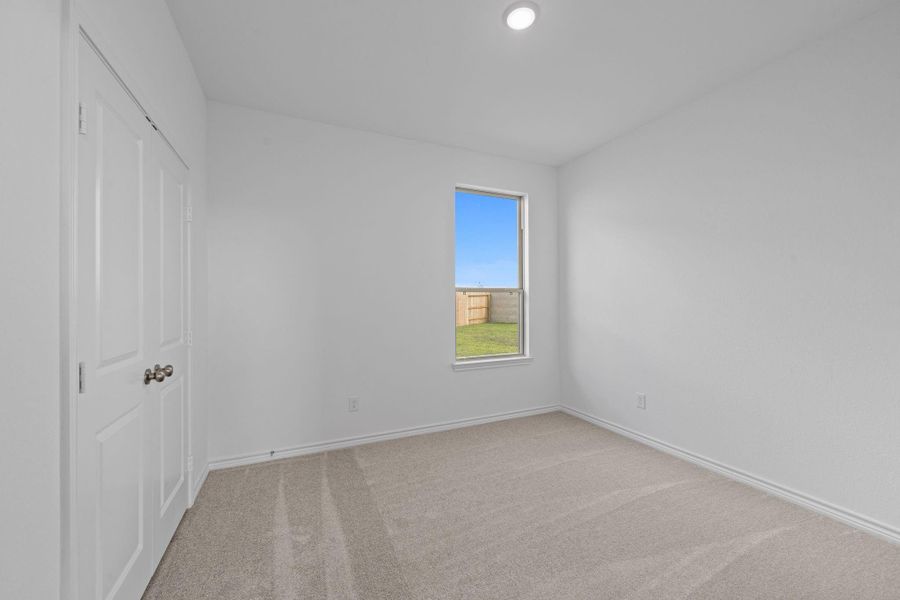 Spacious, unfurnished interior of a new home in River Ranch, Dayton (Image 15).
