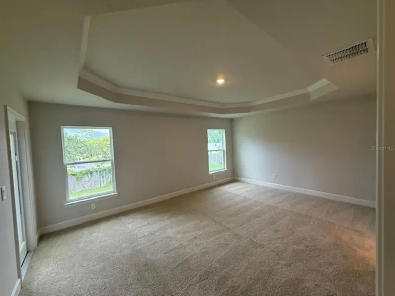 Image 17 of a home in St. James Park.