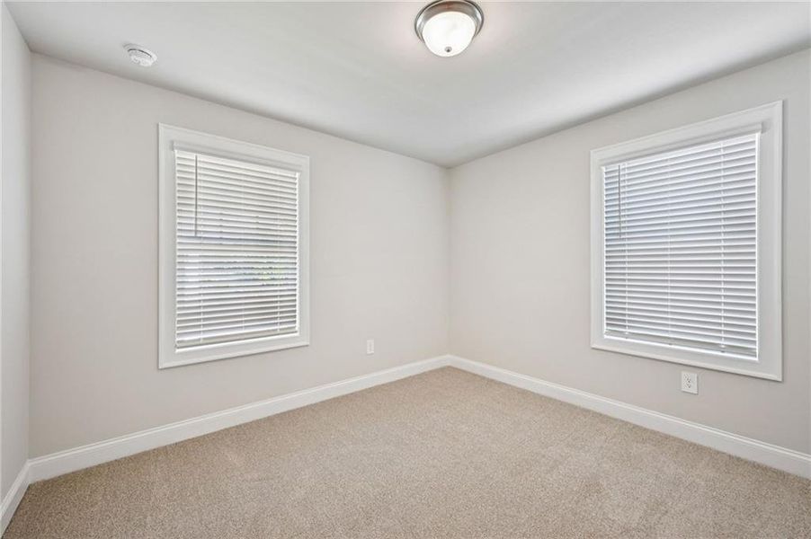 Spacious, unfurnished interior of a new home in , Lawrenceville (Image 26).