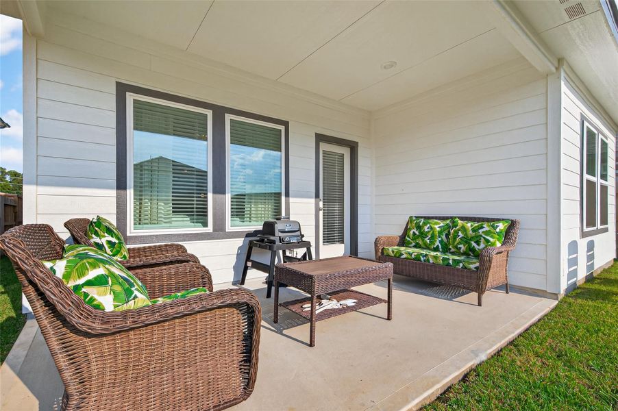 Exterior details and patio area of a home in Mavera, Conroe (Image 25). Exterior details and patio area of a home in Mavera, Conroe (Image 25).