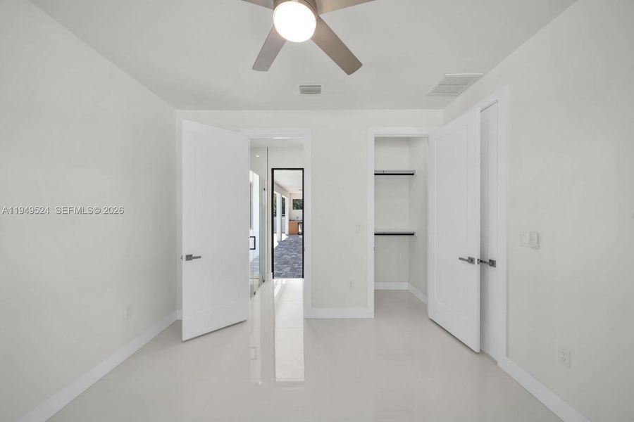 Spacious, unfurnished interior of a new home in , Cape Coral (Image 19). Spacious, unfurnished interior of a new home in , Cape Coral (Image 19).