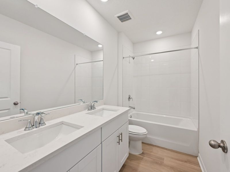 Furnished interior view inside a new home in Hilltop Vistas, Dade City (Image 5).