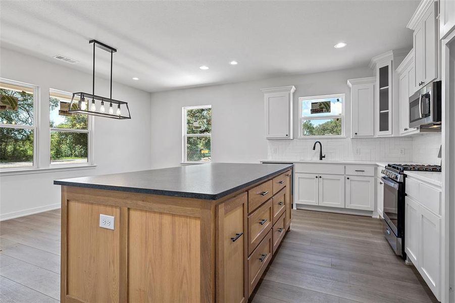 Furnished interior view inside a new home in , Waco (Image 9).