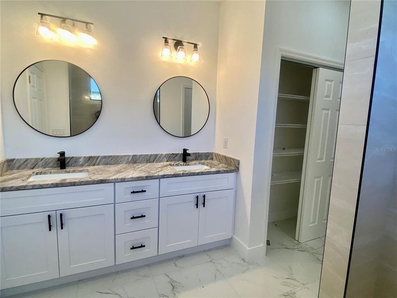 Furnished interior view inside a new home in , Sebring (Image 6).