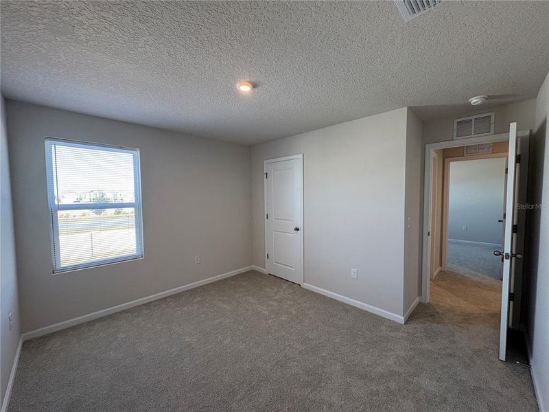 Spacious, unfurnished interior of a new home in , Haines City (Image 33).