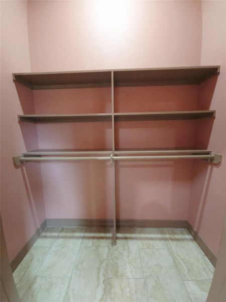 Walk-in Closet