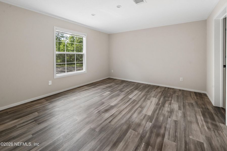 Spacious, unfurnished interior of a new home in , Starke (Image 17).