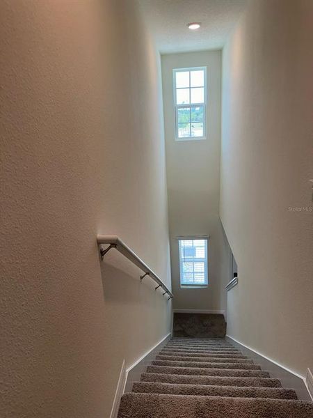 Spacious, unfurnished interior of a new home in , St. Cloud (Image 22).