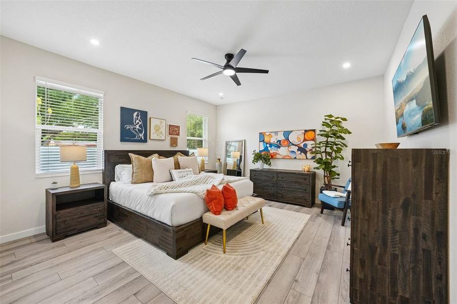 Furnished interior view inside a new home in , St. Petersburg (Image 33).