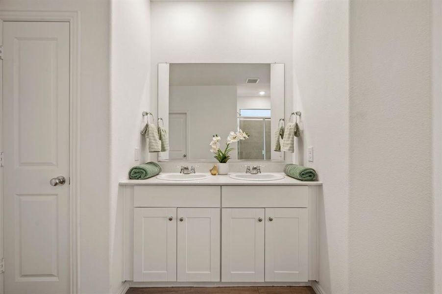 Furnished interior view inside a new home in Northpointe, Fort Worth (Image 17). Furnished interior view inside a new home in Northpointe, Fort Worth (Image 17).