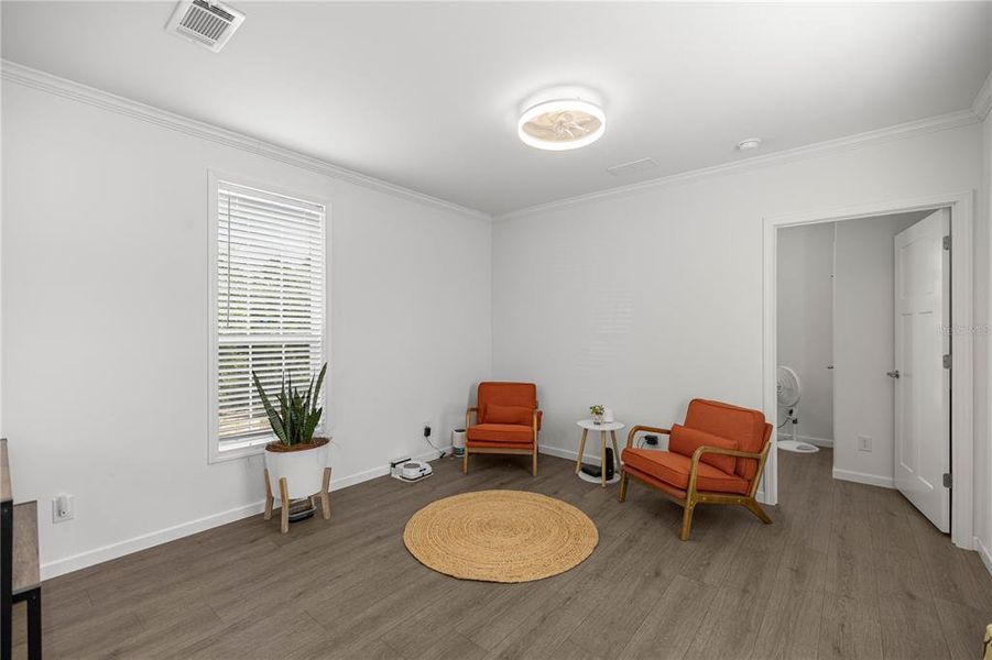 Furnished interior view inside a new home in , Ocklawaha (Image 5).