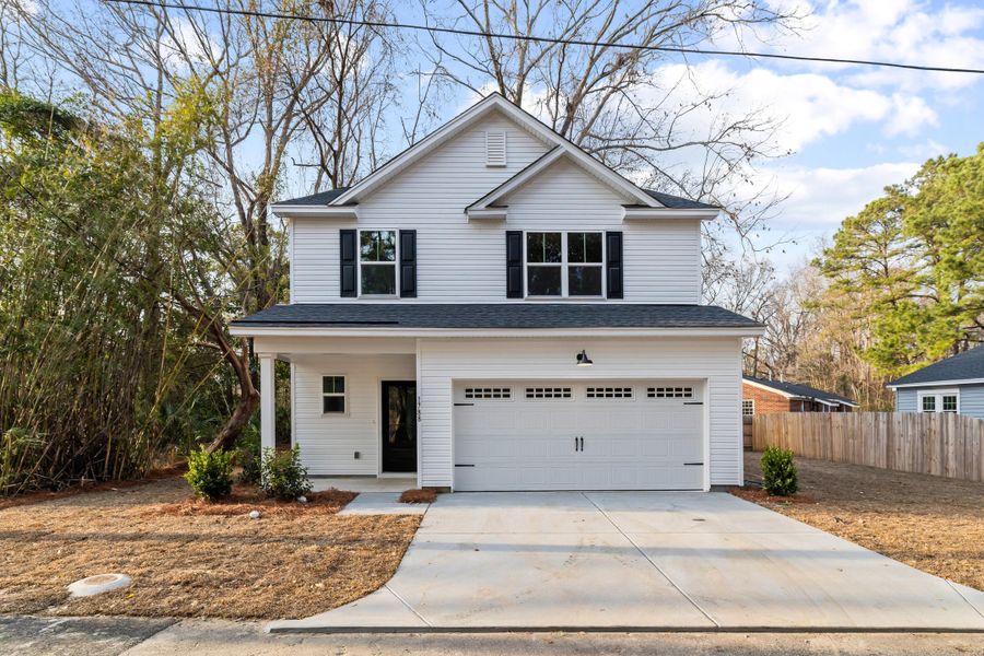 Front exterior of a new home in , Charleston, SC, highlighting curb appeal (Image 22). Front exterior of a new home in , Charleston, SC, highlighting curb appeal (Image 22).