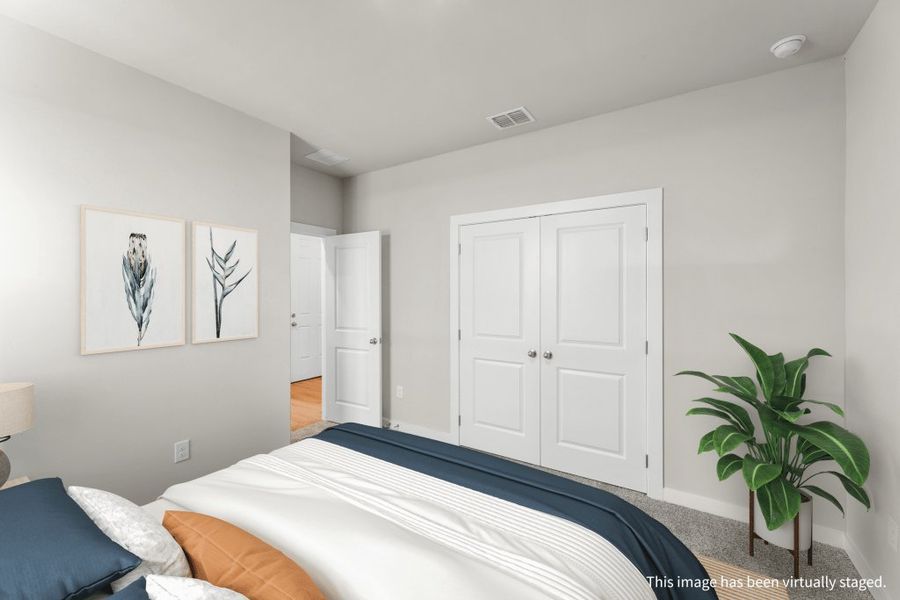 Representative furnished interior of a home built from the Valencia by Hakes Brothers in Veranda Signature, San Antonio (Image 4). Representative furnished interior of a home built from the Valencia by Hakes Brothers in Veranda Signature, San Antonio (Image 4).