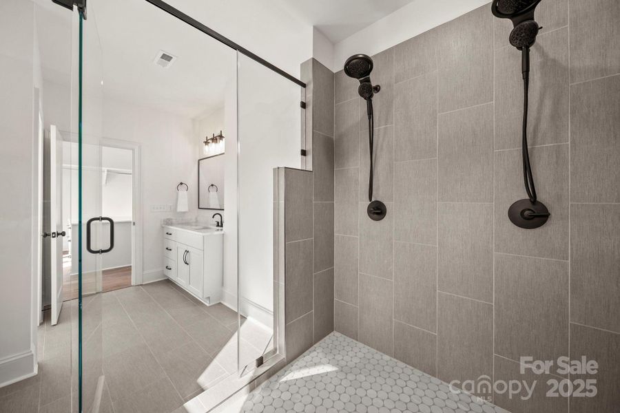 Primary Shower/Wetroom