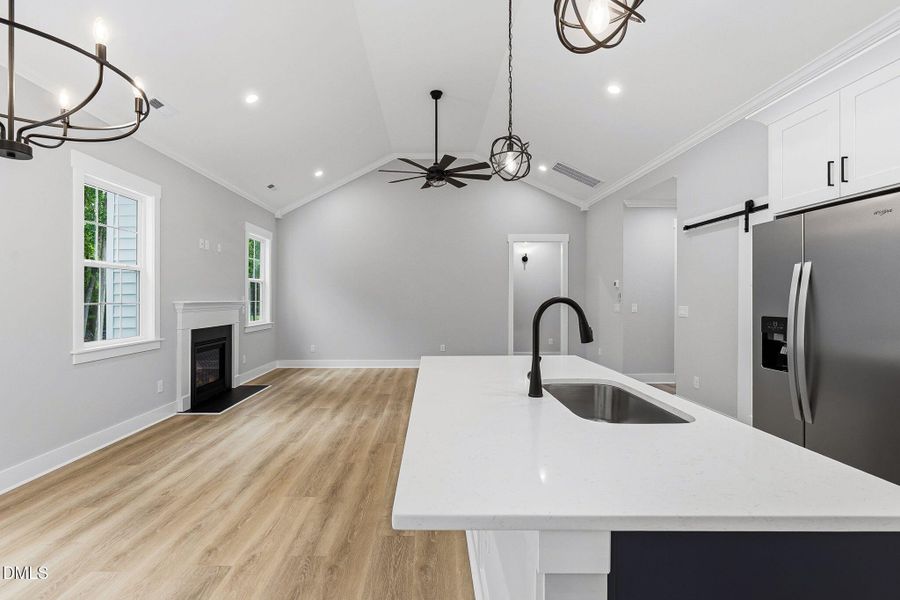 32-web-or-mls-DSC01707 32-web-or-mls-DSC01707