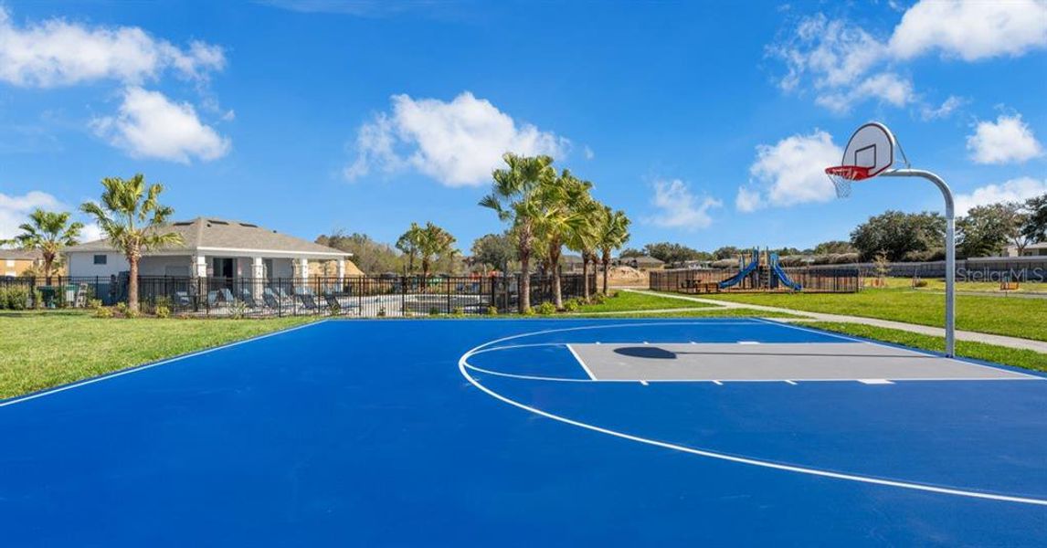 Community amenities in Bimini Bay, Davenport (Image 49).