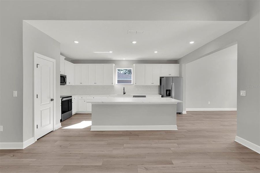 Image 18 of a home in .