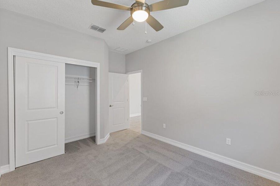 Spacious, unfurnished interior of a new home in Ocala Preserve, Ocala (Image 17).