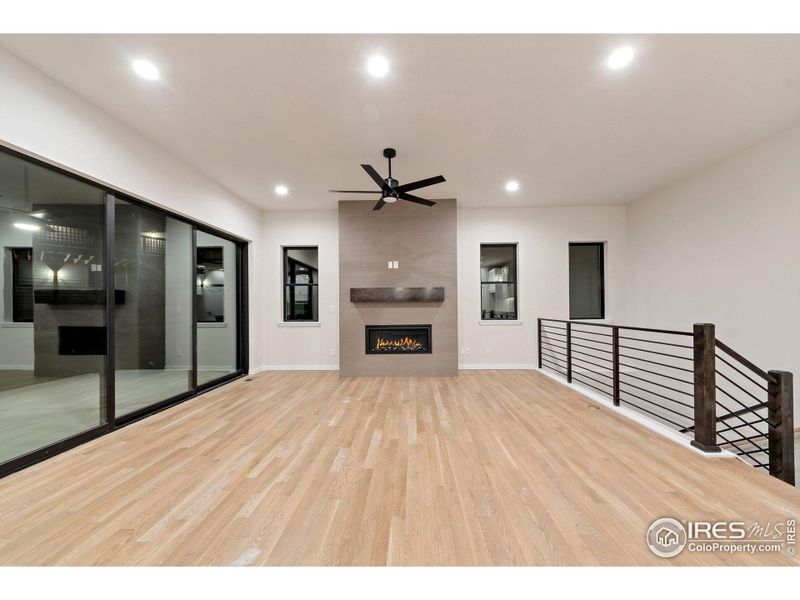 10 Foot Ceilings with White Oak Flooring