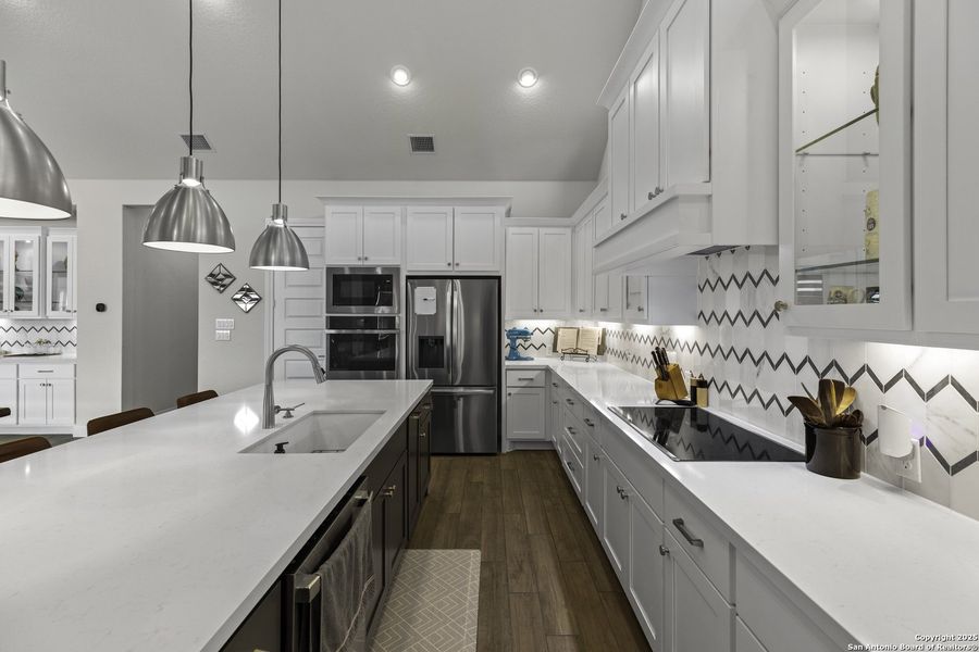 Furnished interior view inside a new home in Megan's Landing 1/2 Acre, San Antonio (Image 15). Furnished interior view inside a new home in Megan's Landing 1/2 Acre, San Antonio (Image 15).