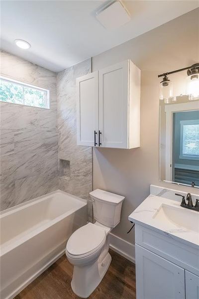 Image 16 of a home in . Image 16 of a home in .