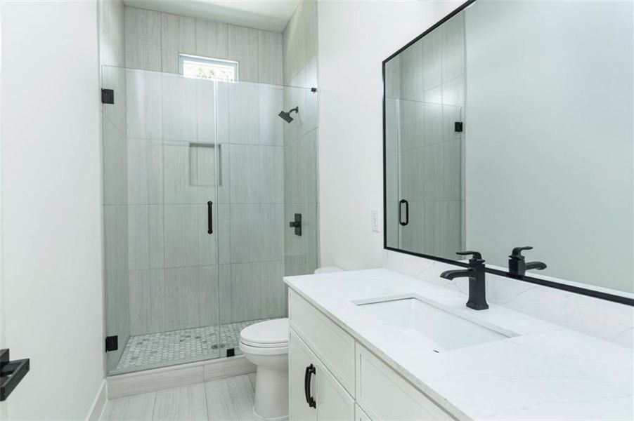 Furnished interior view inside a new home in , Monroe (Image 16).