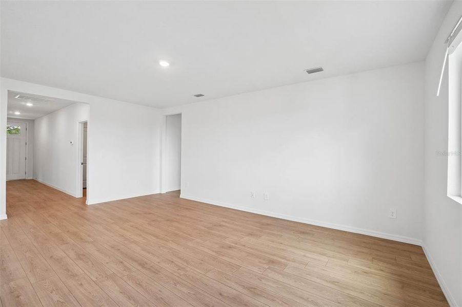 Spacious, unfurnished interior of a new home in Pine Ridge Meadows, Hudson (Image 30).
