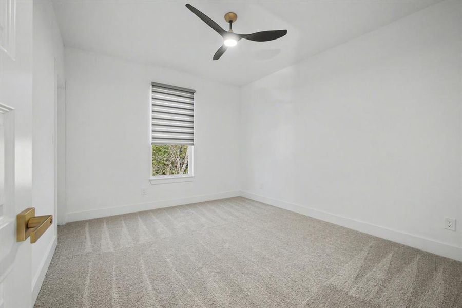 Spacious, unfurnished interior of a new home in , Dallas (Image 26).