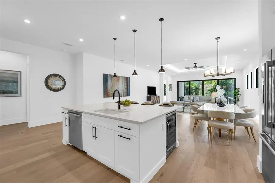 Furnished interior view inside a new home in , Orlando (Image 17).