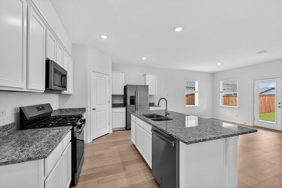 Furnished interior view inside a new home in River Ridge, Crandall (Image 5).