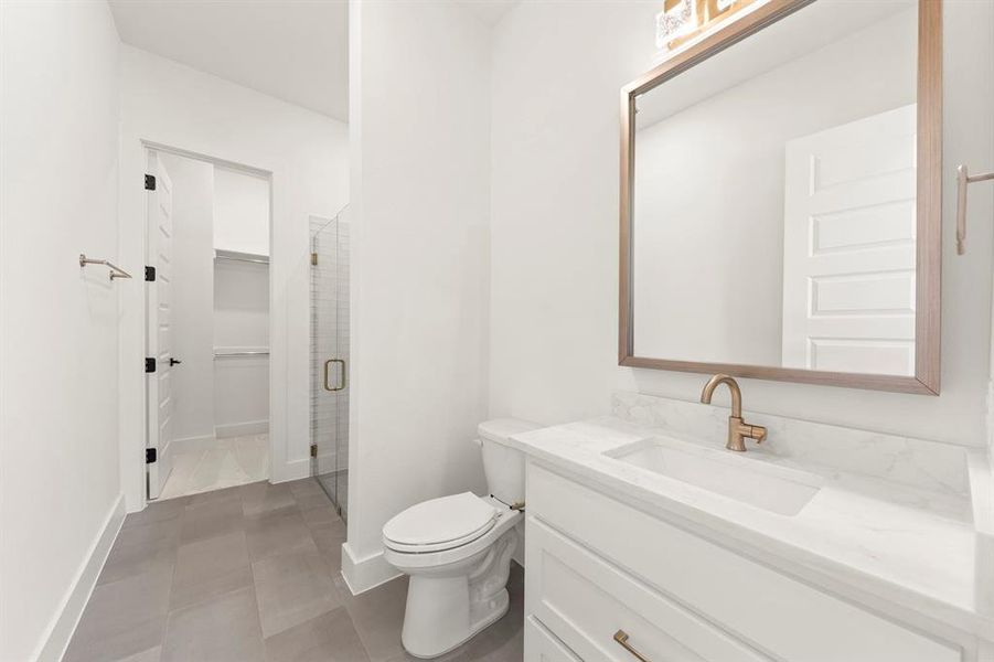 15. 681 Capella - 2ND Bath