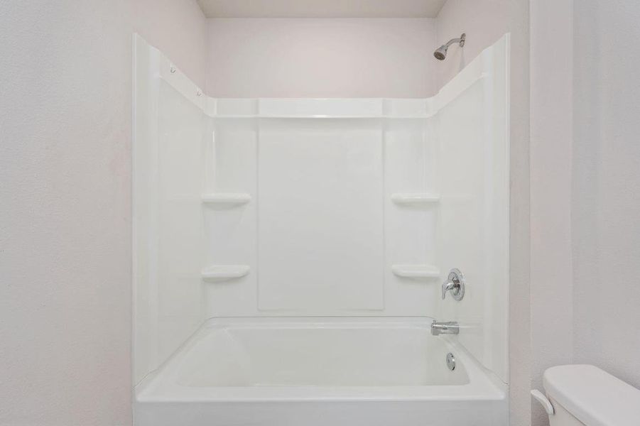 11-web-or-mls-6380-bellavia-ln