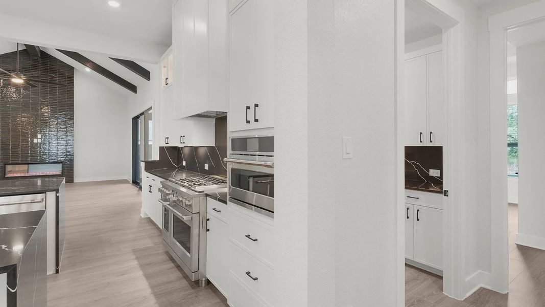 Representative furnished interior of a home built from the Montana by Chesmar Homes in Feathergrass, Florence (Image 9).