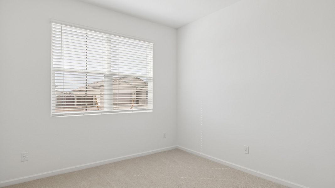 Spacious, unfurnished interior of a new home in Copper Falls, Buckeye (Image 17).