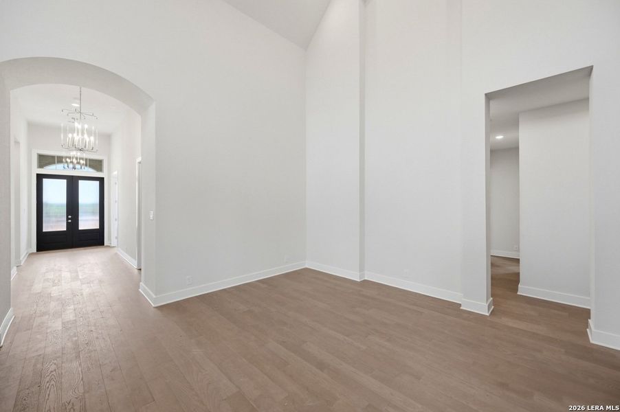 Spacious, unfurnished interior of a new home in Mayfair, New Braunfels (Image 16). Spacious, unfurnished interior of a new home in Mayfair, New Braunfels (Image 16).