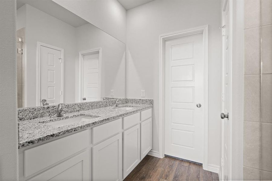 Furnished interior view inside a new home in Rocky Creek Crossing, Fort Worth (Image 5). Furnished interior view inside a new home in Rocky Creek Crossing, Fort Worth (Image 5).