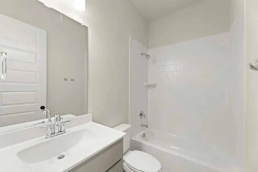 08. 2828 Yampa - 2ND Bath
