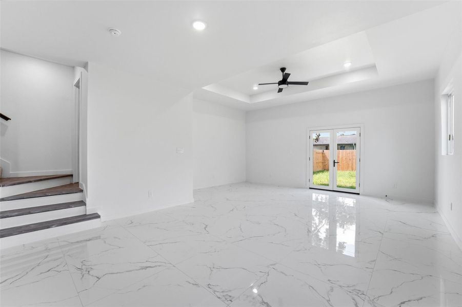 Spacious, unfurnished interior of a new home in , Houston (Image 14).