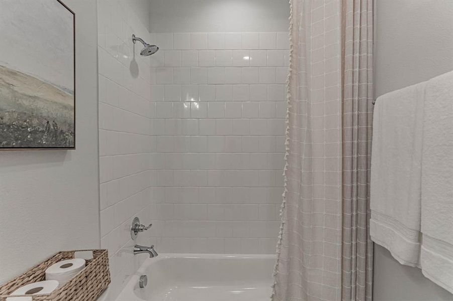 Image 35 of a home in The Lakes at Parks of Aledo. Image 35 of a home in The Lakes at Parks of Aledo.