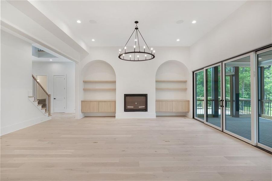 Spacious, unfurnished interior of a new home in , Alpharetta (Image 48). Spacious, unfurnished interior of a new home in , Alpharetta (Image 48).