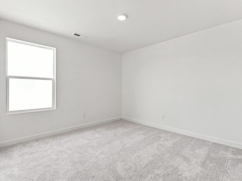 Spacious, unfurnished interior of a new home in Calista Farms, White House (Image 22).
