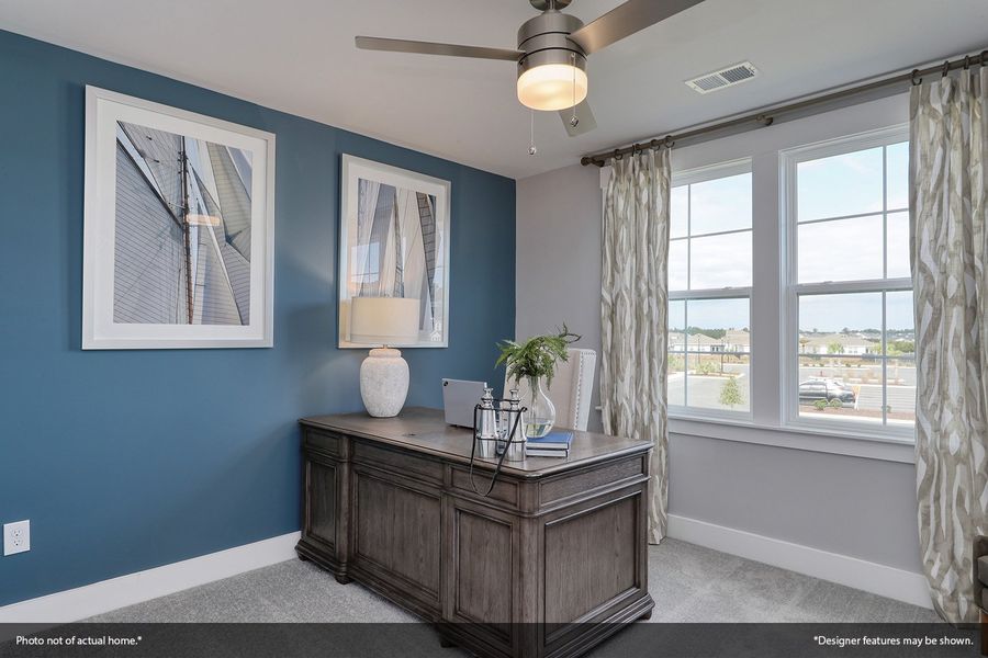Furnished interior view inside a new home in Arcadia, Myrtle Beach (Image 21).