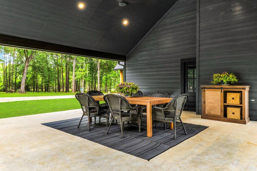 Exterior details and patio area of a home in , Montgomery (Image 21).